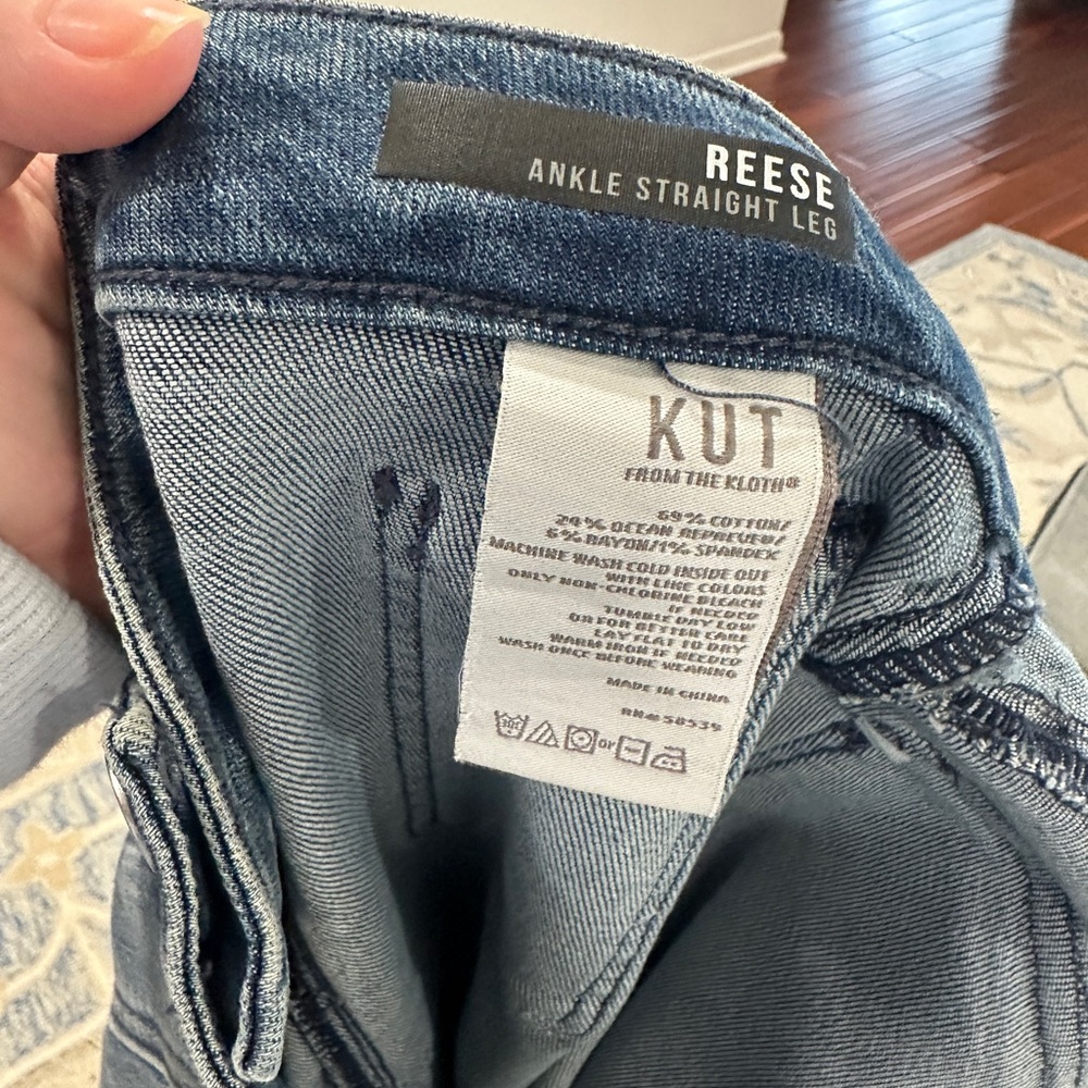 Kut from the Kloth Straight Leg Blue Jeans - Picture 5 of 7